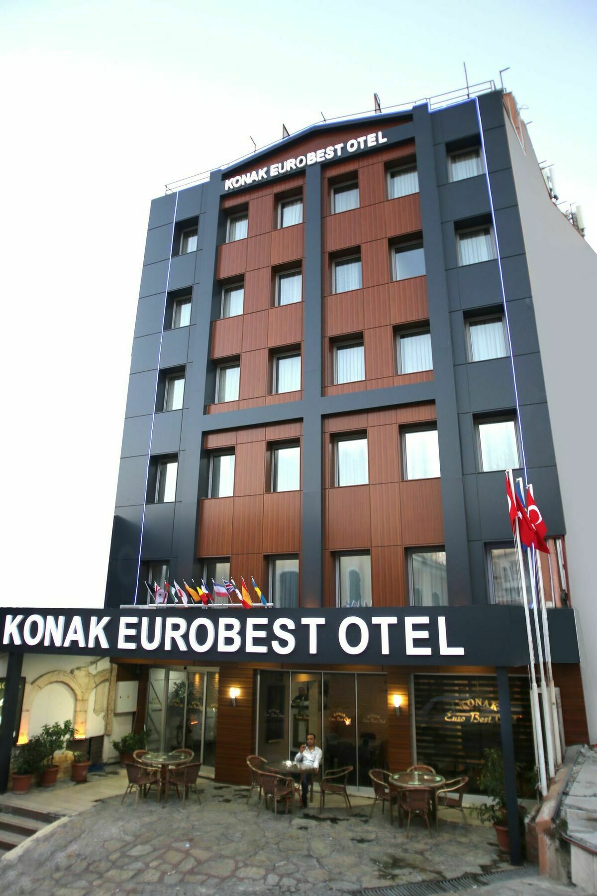 Eurobest Отель 3*